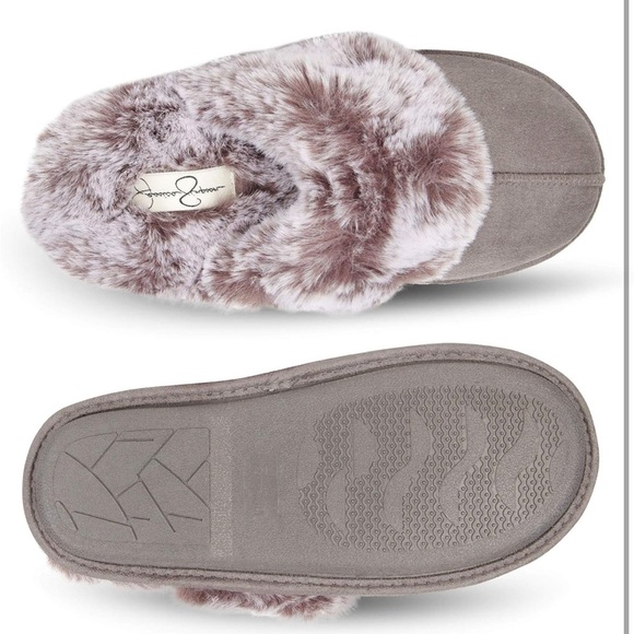 Jessica Simpson Memory foam faux fur slippers - Picture 4 of 6